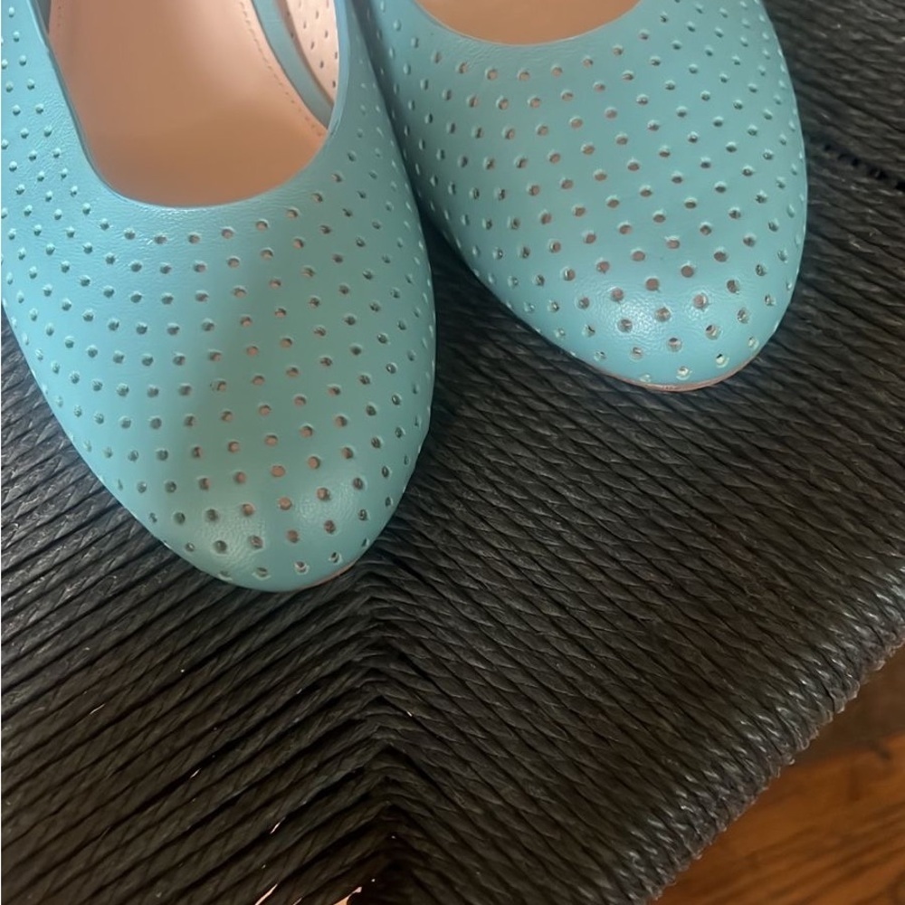 AGL NWT Women's baby blue genuine leather Mary Jane Flats - Picture 3 of 6